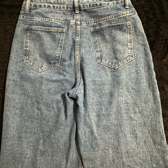 STRAIGHT LEG JEANS - Picture 2 of 3